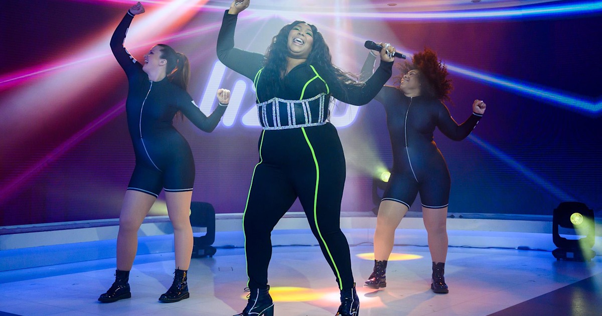 Watch Lizzo perform ‘Juice’ live on TODAY